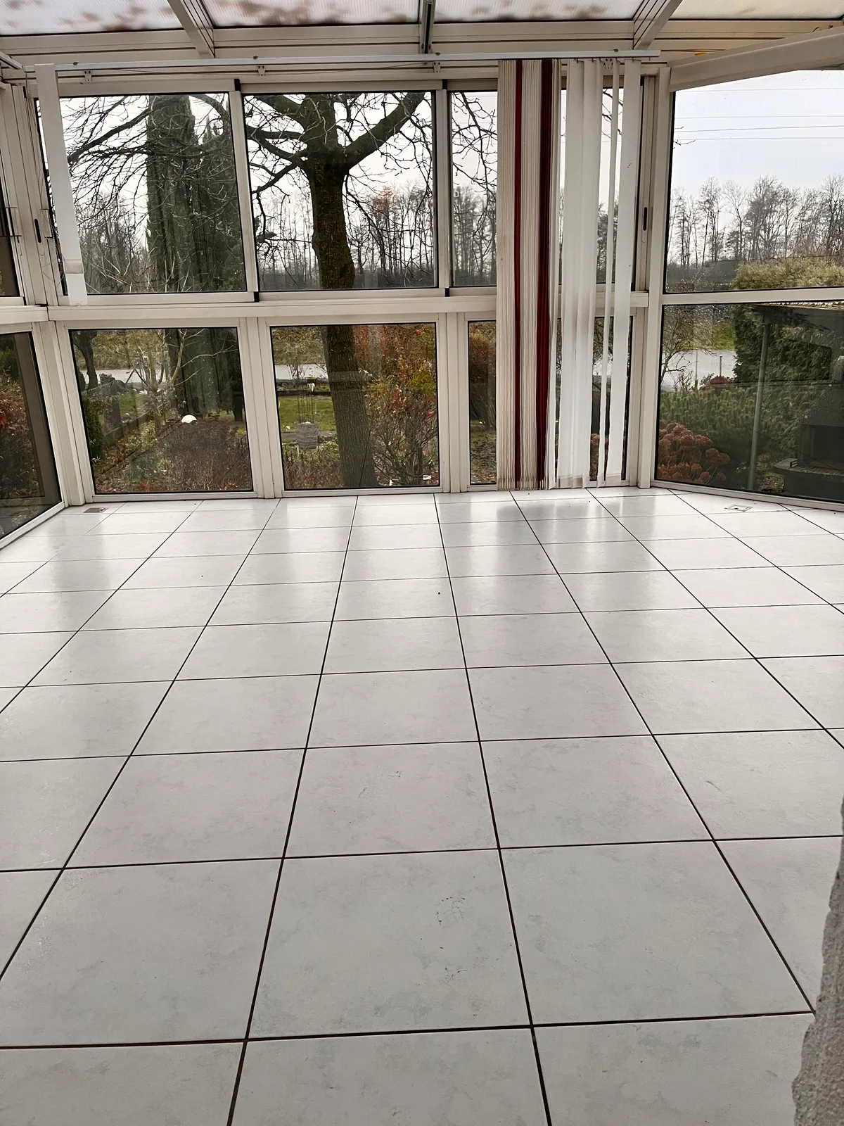 4.5 Zimmer Duplex Haus mit Garten